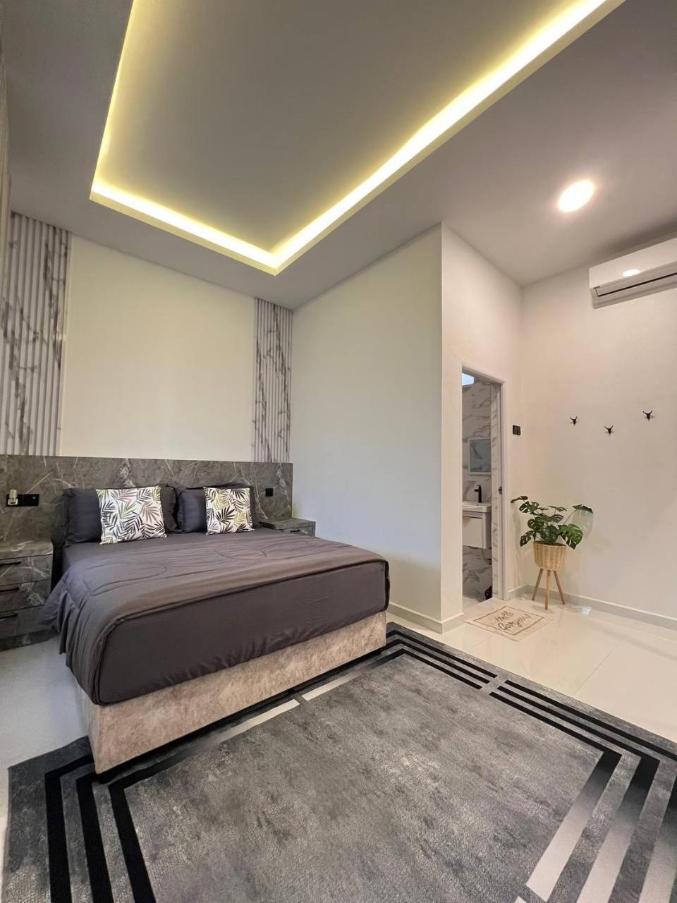 Auranad Tinyhouse Bandar Tanah Merah Wifi Netflix Luaran gambar