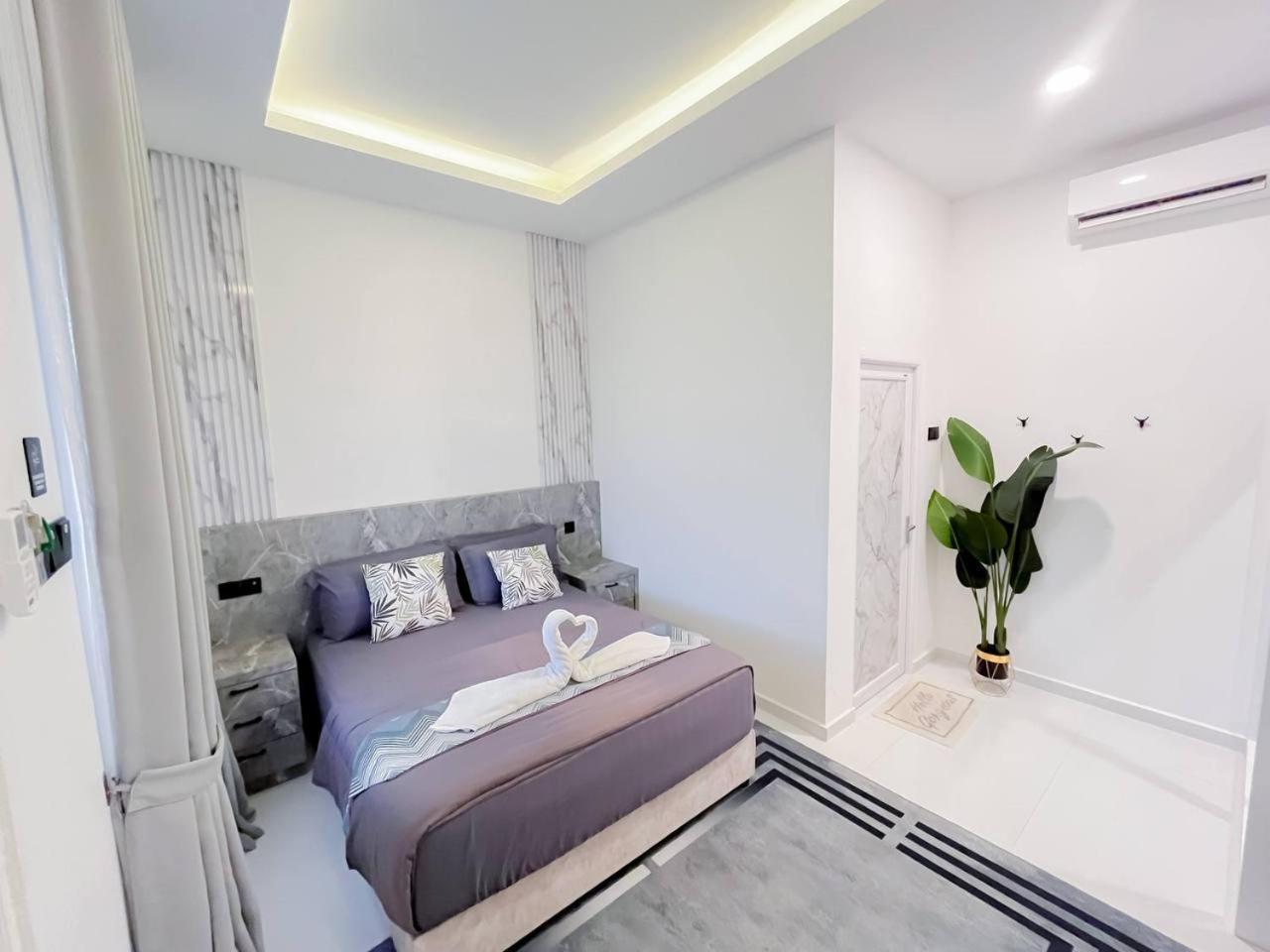 Auranad Tinyhouse Bandar Tanah Merah Wifi Netflix Luaran gambar