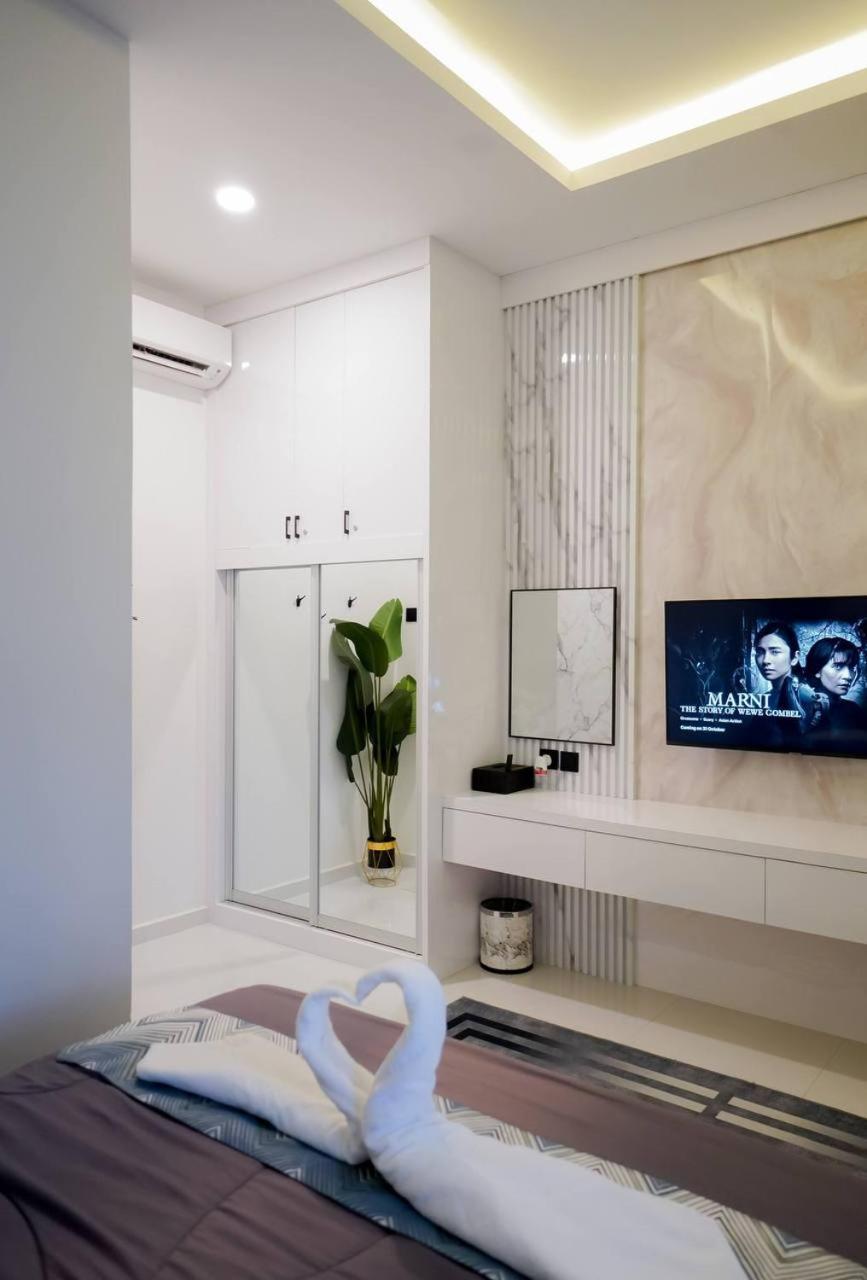 Auranad Tinyhouse Bandar Tanah Merah Wifi Netflix Luaran gambar