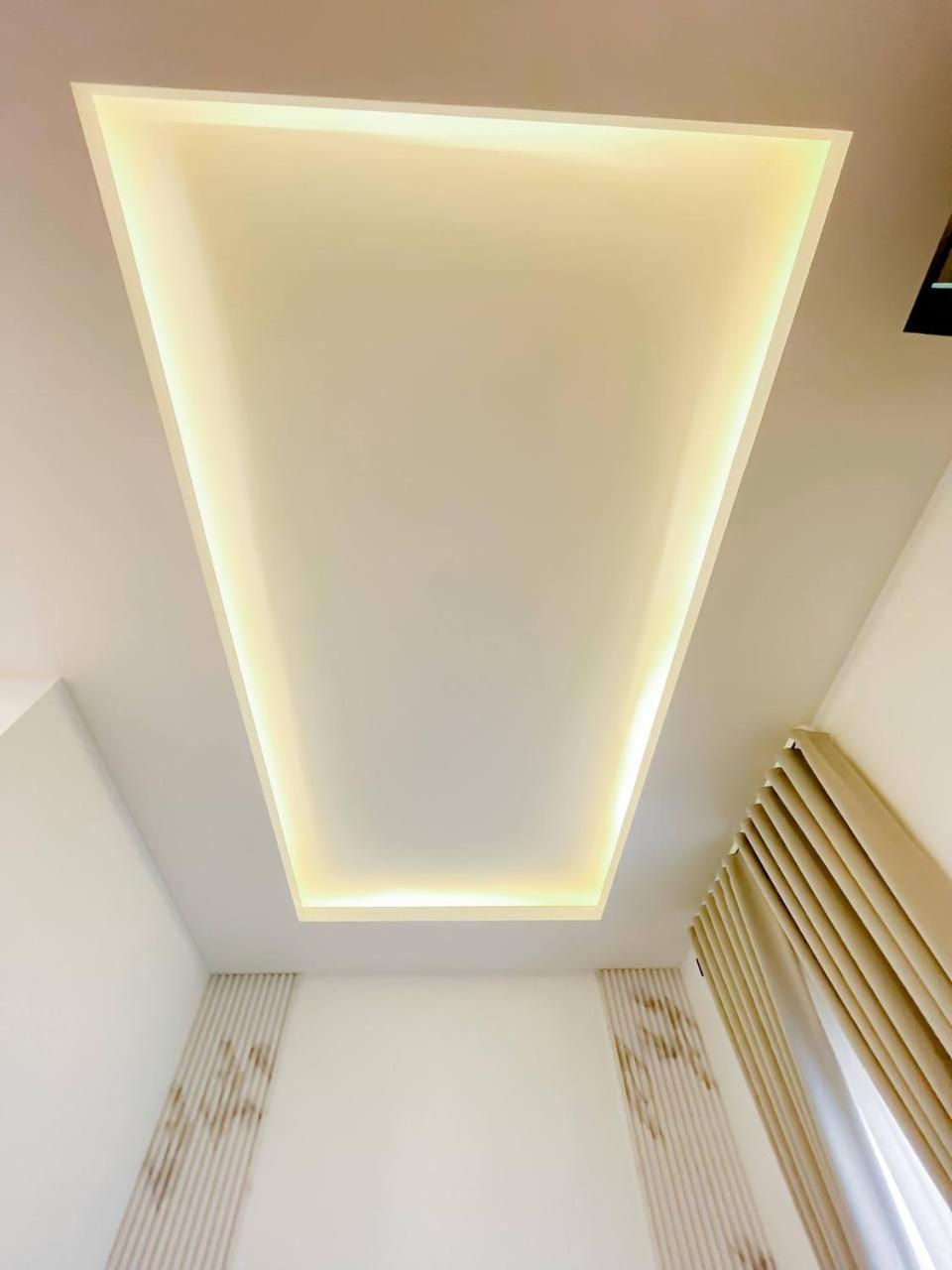 Auranad Tinyhouse Bandar Tanah Merah Wifi Netflix Luaran gambar