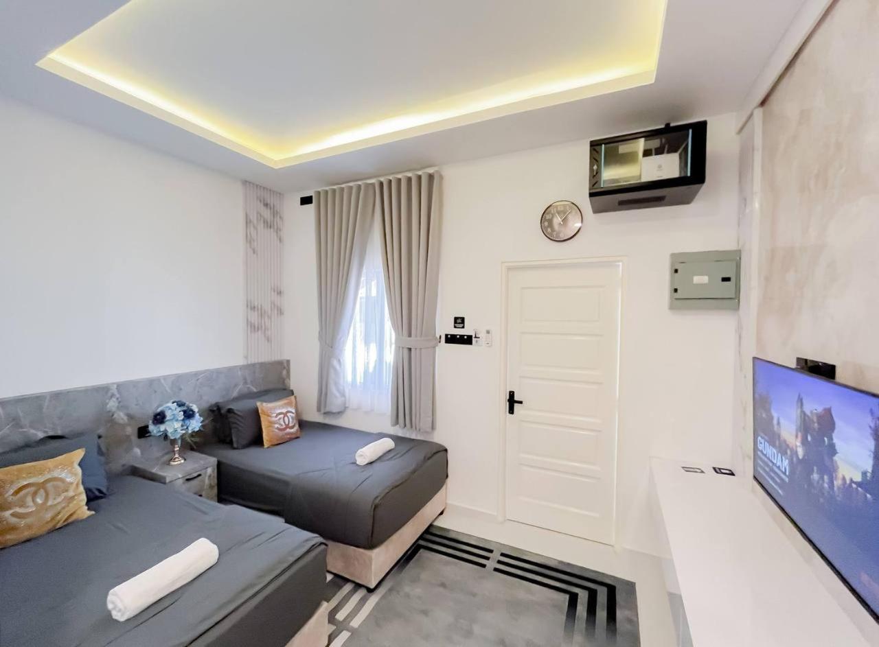 Auranad Tinyhouse Bandar Tanah Merah Wifi Netflix Luaran gambar